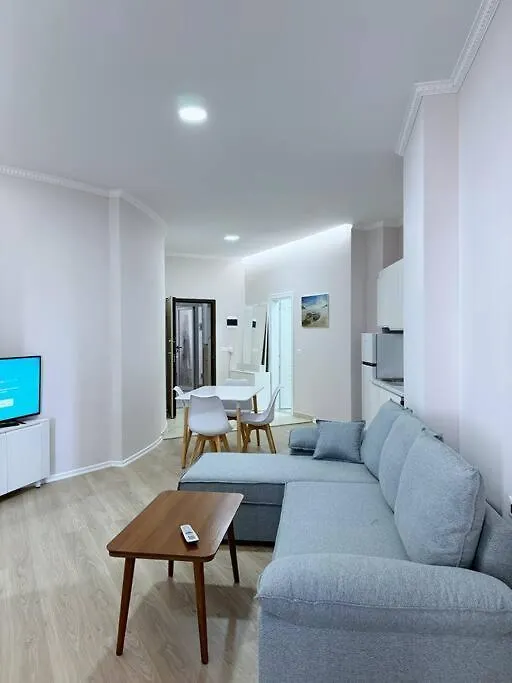 Aem 1 Bedroom Apartment Apt #9 Golem