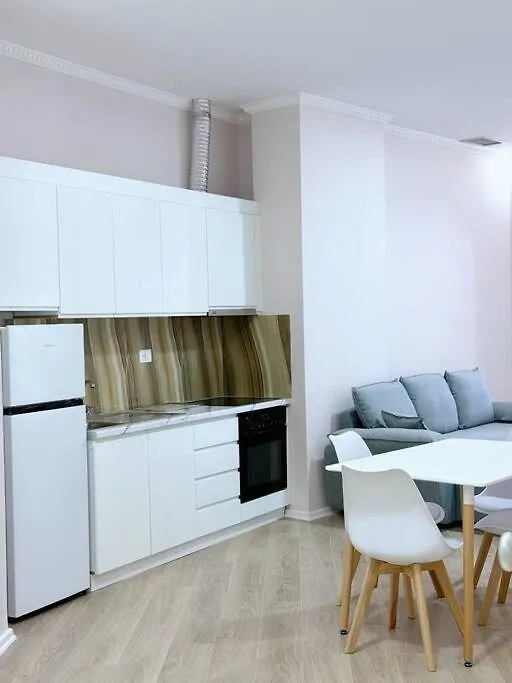 Aem 1 Bedroom Apartment Apt #9 Golem